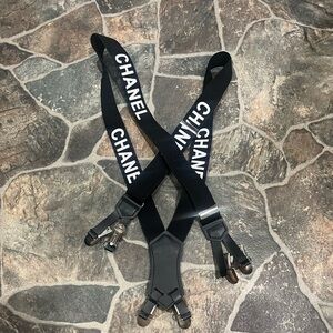 Black and white suspenders worn once can be adjusted